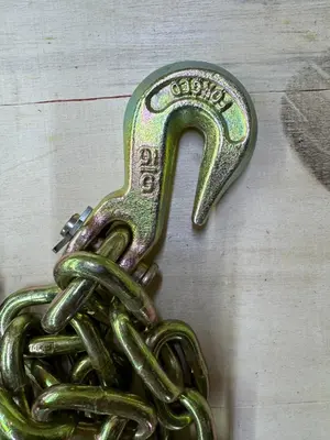 NEW! SET OF NEW 5/16  RATCHET BINDER LOAD AND CHAINS