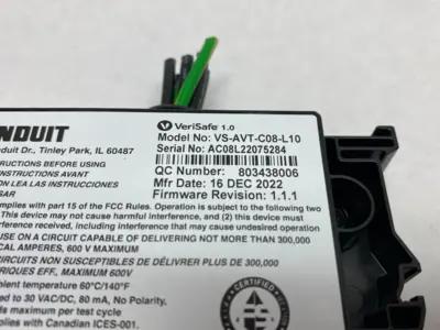 USED PANDUIT VERISAFE ABSENCE OF VOLTAGE TESTER