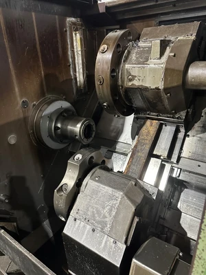 OKUMA LR15 TURNING CENTER