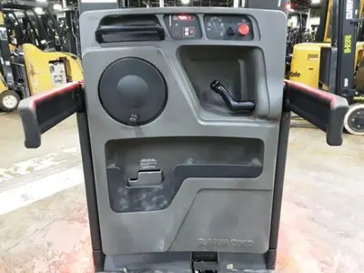 USED 2020 RAYMOND 550-OPC30TT