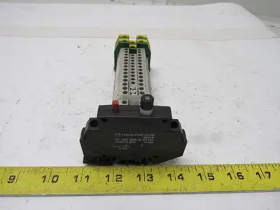 Allen Bradley 1492-GH100 10A 125V 50/60Hz 65VDC Breaker Terminal DIN Assembly