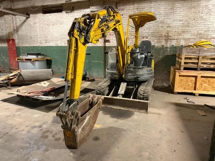 Used KOMATSU PC28UU Crawler Excavators - Mini Pennsylvania US | Global Equipment International, LLC #979647