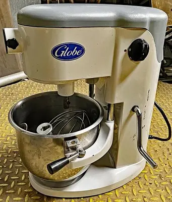 USED GLOBE SP5