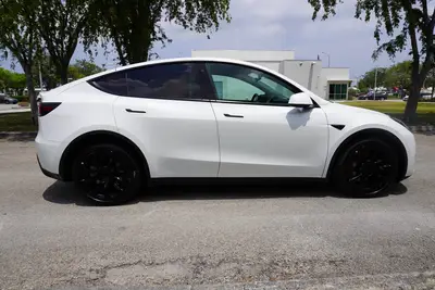 Used 2022 TESLA MODEL Y SUVs Florida US | Truck and Van Outlet #1509246