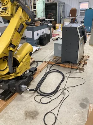 2009 FANUC FANUC R2000IB/210F Robots | 520 Machinery Sales LLC (8)