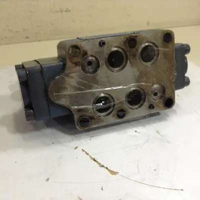 USED VICKERS DG4V-3-6C-M-U-HL7-60
