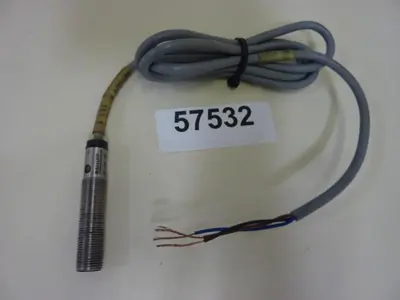 USED BALLUFF BES 516-325-B0-C