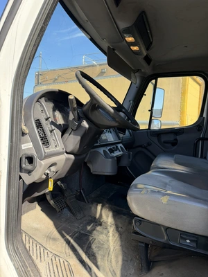 Used 2016 FREIGHTLINER _UNKNOWN_ Box trucks Ohio US | Miedema Asset Management Group #1578140