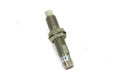 Omron E2E2-X5MB1-M1 Inductive Proximity Sensor, 12-24V DC