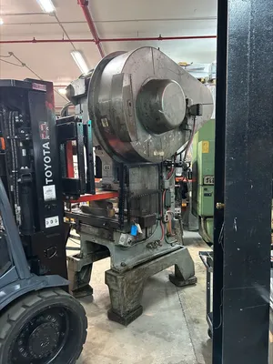1984 MINSTER B1-60 O.B.I. Presses | Global Machine Brokers, LLC (17)
