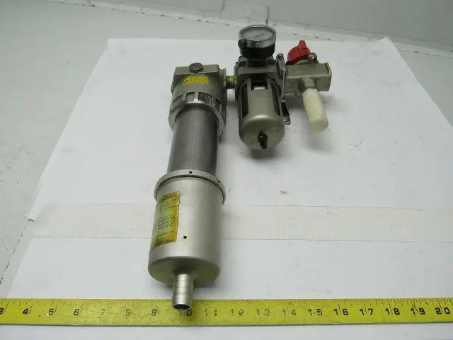 SMC IDG100-N04-P Membrane Air Dryer W/Regulator & Lock Out 1/2" NPT