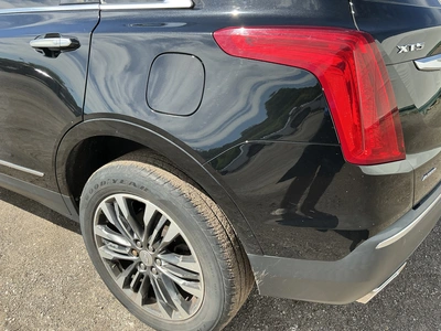 USED 2017 CADILLAC XT5