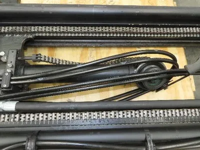 Yale Electric Forklift Mast 3-Stage Class 2 Sideshift 16" Carriage 4-1/2" Mount