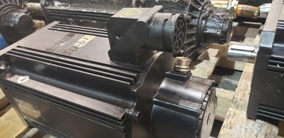 Rexroth Indramat Servo Motor MHD112B-024-PP0-BN