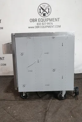 TRAULSEN 27” UNDERCOUNTER REFRIGERATOR MODEL UHT27R0-0300 (OPENS LEFT TO RIGHT)