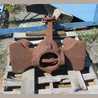 Stockless Anchor