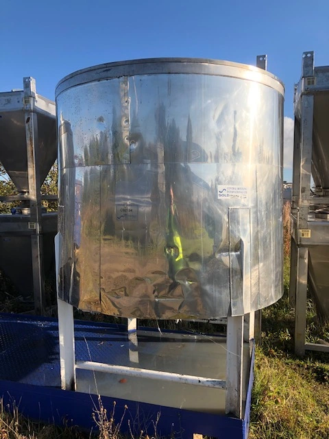 Used _UNKNOWN_ 2200 LITRE Stainless Steel Tanks New Jersey US | Perry Equipment #120937