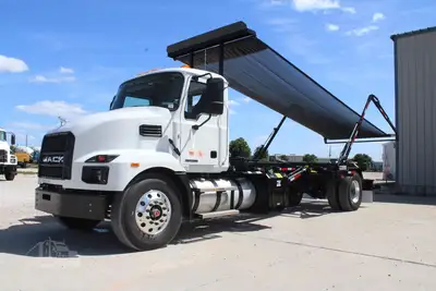 New | in-Stock 2027 MACK MD7 Rolloff Trucks Texas US | Roll Off Truck World #1491924
