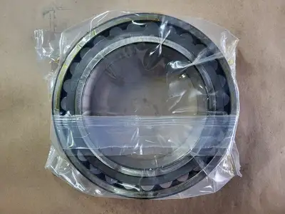 NEW SKF 23032 CCK/C3W33