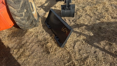 Skid Steer Utility Hitch Adapter 2" Receiver	Landhonor	2025	Unused	UHA-16-3000G