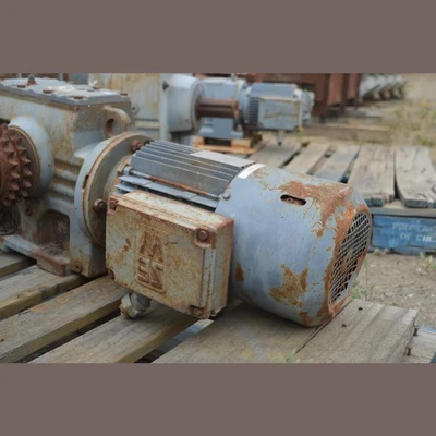 SEW-EuroDrive 90° Gearmotor