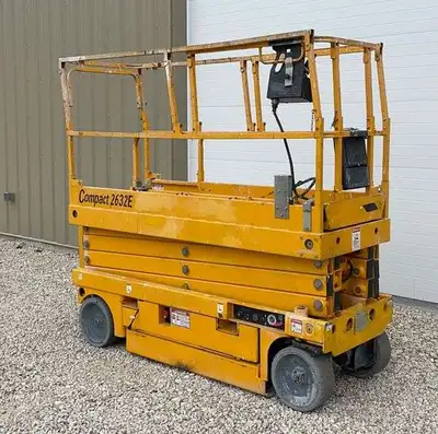 USED 2021 Haulotte 2632E