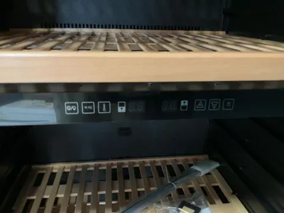 Used VINOTEMP EL-300GFEBRR Bottle Coolers Michigan US | Miedema Asset Management Group #1437307