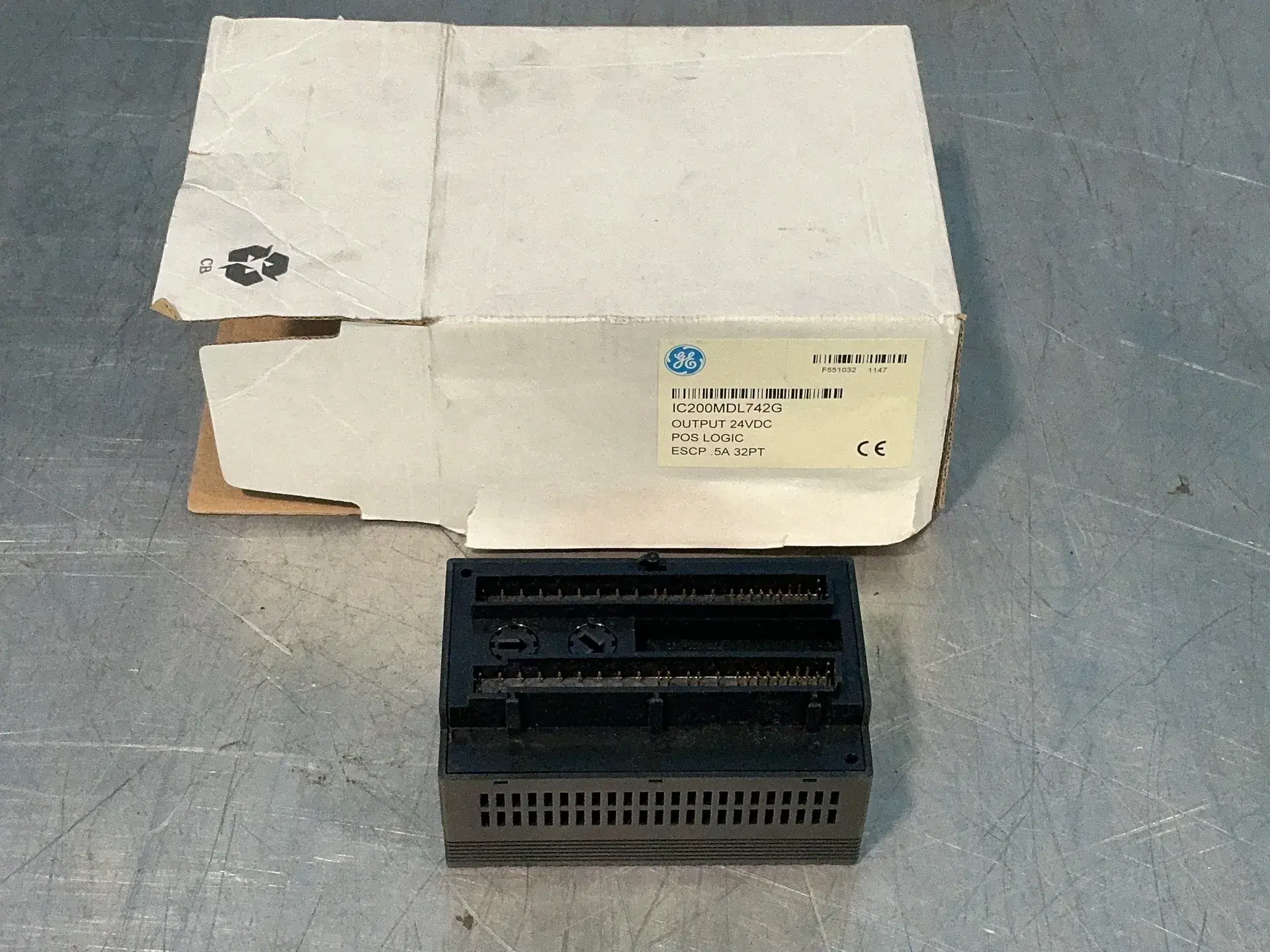 New | in-Stock GENERAL ELECTRIC IC200MDL742F PLC Input & Output Ohio US | HGR 24 #1357360