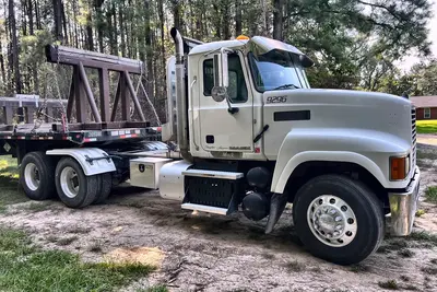 Used 2015 MACK CHU613 Conventional trucks Louisiana US | Proxy Equipment #1385025