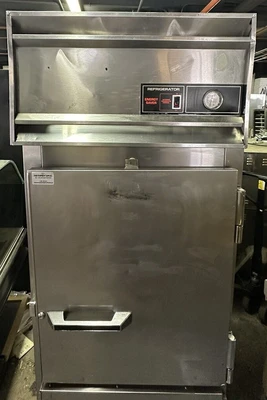 174-0080 Victory RA-1D-S7-HD Half Door Commercial Self Contained Cooler