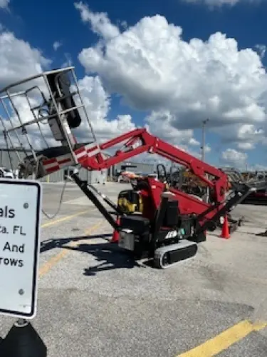 Used 2013 TEUPEN LEO18GT Crawler Boom Lifts Pennsylvania US | National Lift Equipment #1382163