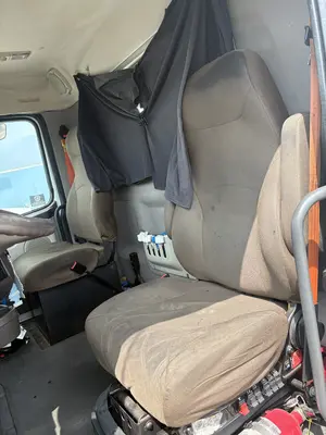 Used 2016 VOLVO VNL64T300 Conventional trucks Texas US | Proxy Equipment #1426088