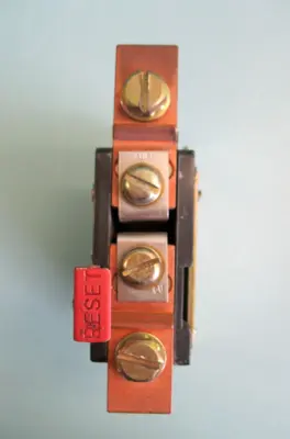 Square D CL9065 Series B 125V Overload Relay Switch Type AFO-IL E3