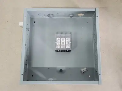 Screw Junction Box w/ Lugs 12"x12"x5"