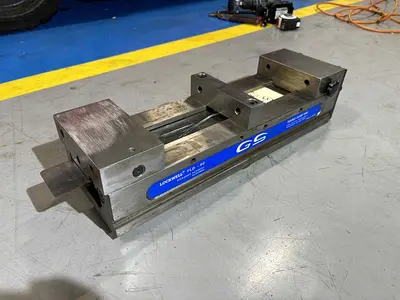 MACHINING CENTER VISE
