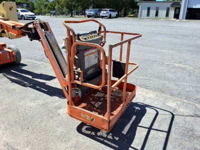 USED 2013 JLG E400AJPN