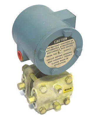 NEW ACCO BRISTOL 2408-30A-321-111-101-100 DIFFERENTIAL TRANSMITTER