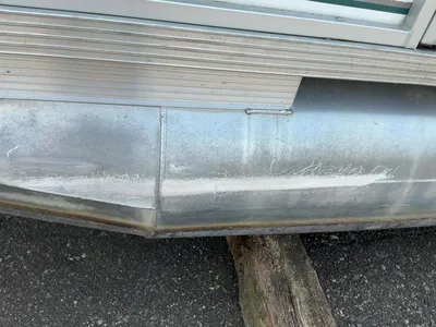 1998 Manitou Unknown 20' Pontoon Boat