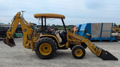 USED 2002 DEERE 110