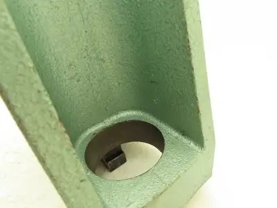 Bison 1115-50 CNC Tool Holder Vise CAT 50 Cast Iron Clamping Tool Changer
