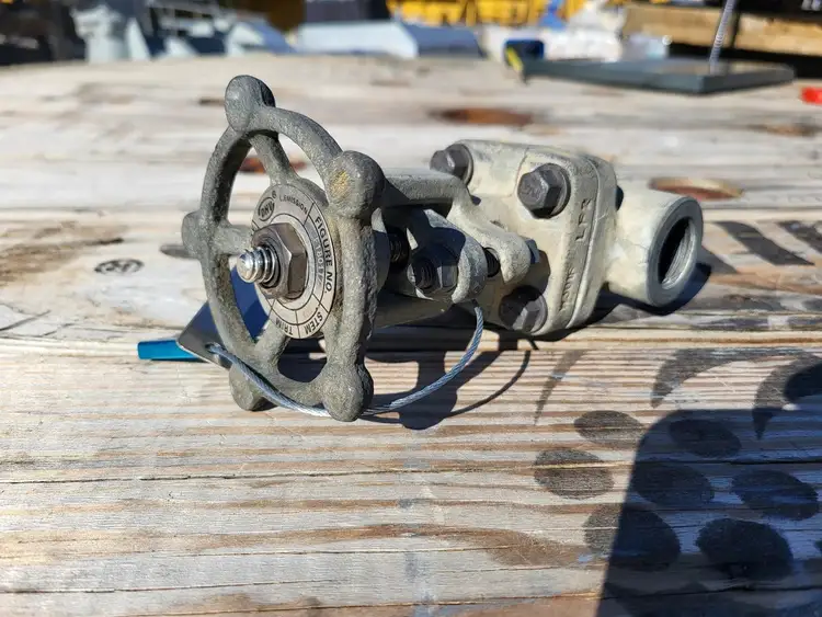 Used 2019 DHV _UNKNOWN_ Valves/Fittings British Columbia CA | Lenmark #256766