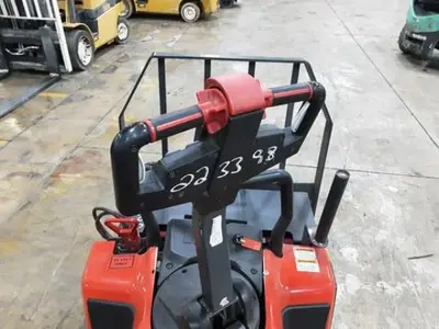 USED 2021 LINDE EWR30