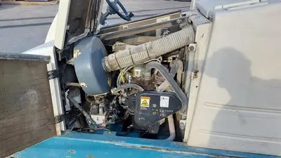 TENNANT 7400 Scrubbers | Platinum Group (13)