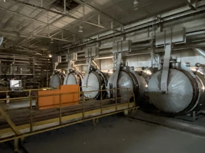 Autoclaves - 8' x 102'