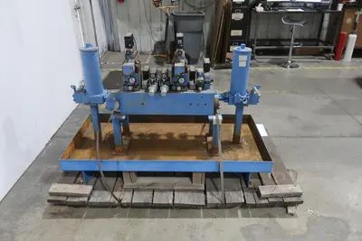 HYDRALIC FILTER ASSEMBLY