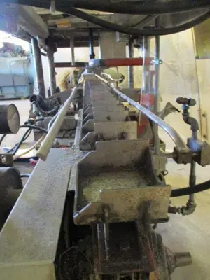 1986 UNILOY 350R4 Extrusion Other, Blow Molder | Mark One Machinery (8)