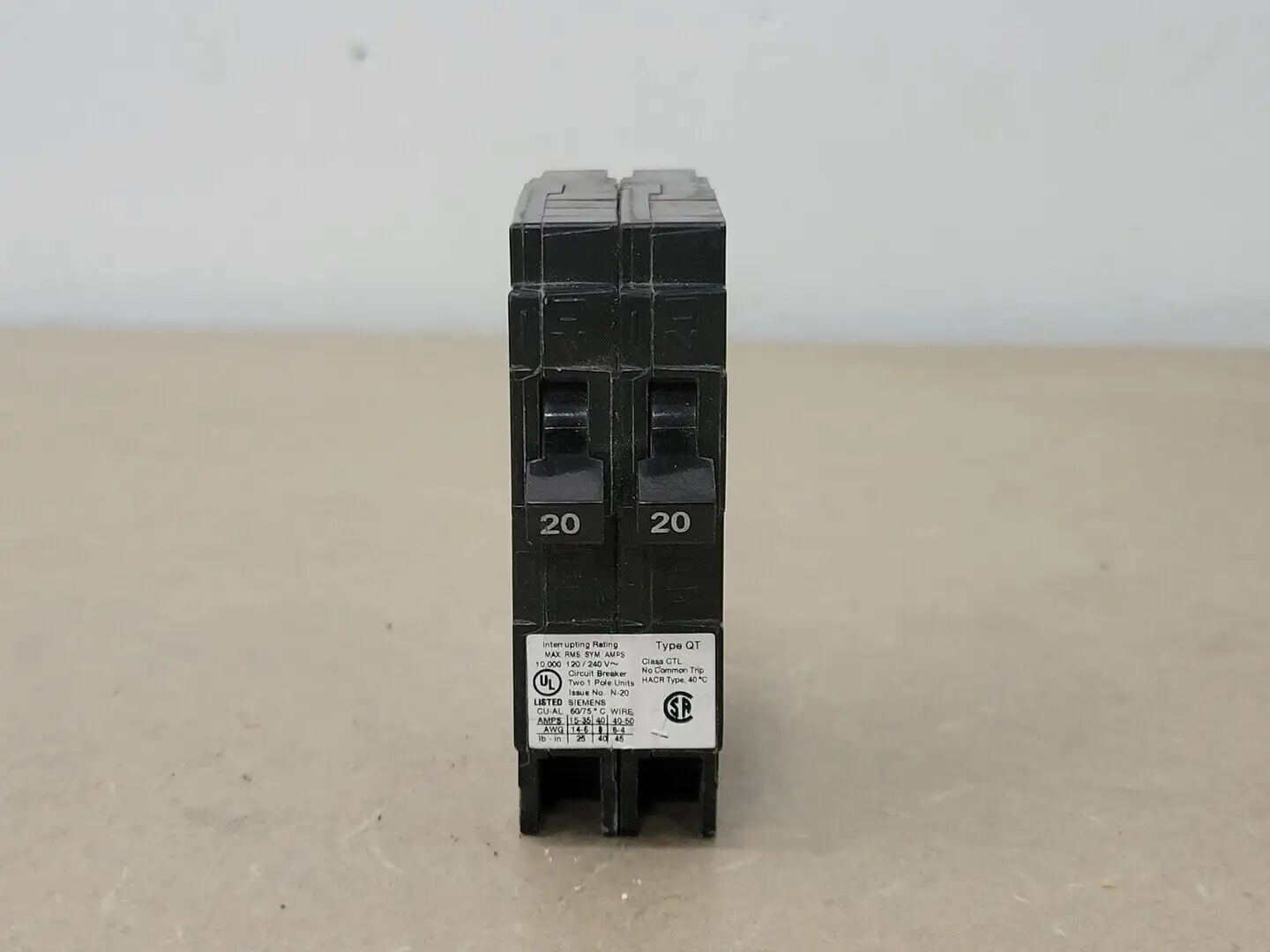 USED SIEMENS Q2020