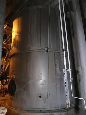 USED APACHE STAINLESS TANK