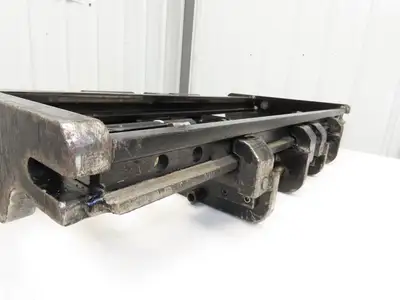 Hyster E80XN Forklift Carriage Fork Positioner 47" Width 7000lbs Class 4 READ