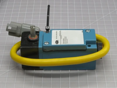 Used HEIL _UNKNOWN_ Relays & Switches | OCO Industrial #1696001